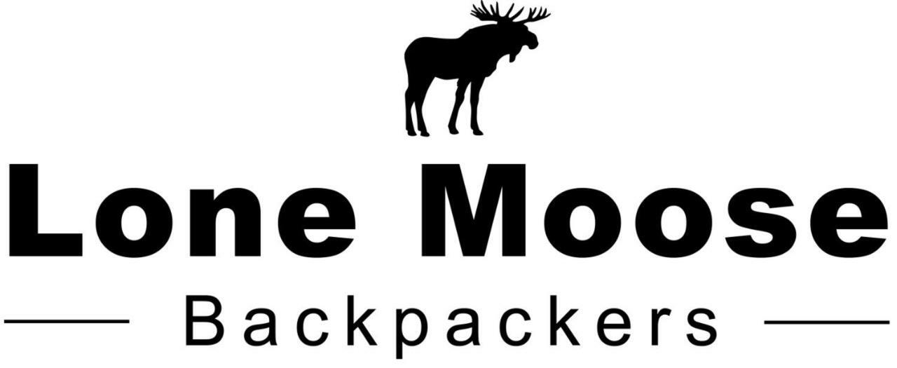 Lone Moose Backpackers Hostel เทอาเนา ภายนอก รูปภาพ